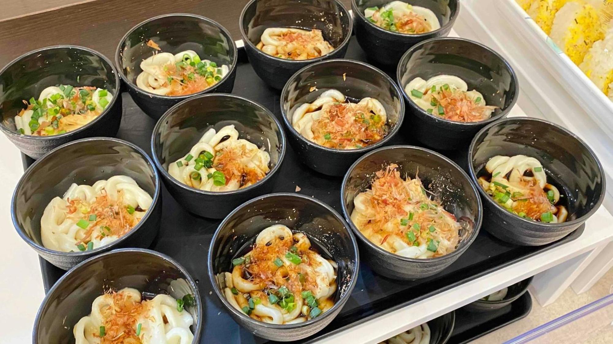 Toyoko Inn Tsu Eki Nishi Guchi Kültér fotó