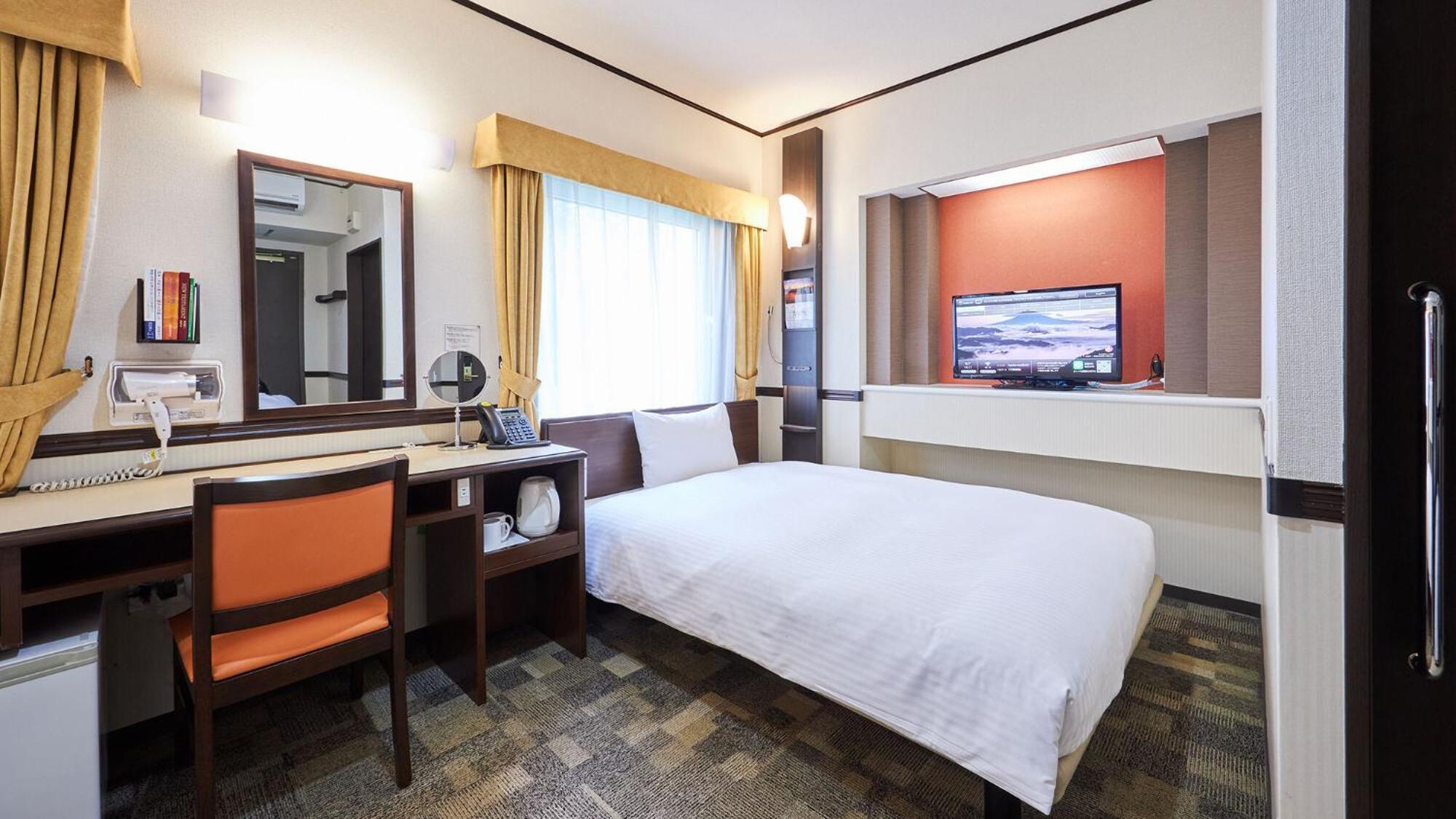 Toyoko Inn Tsu Eki Nishi Guchi Szoba fotó